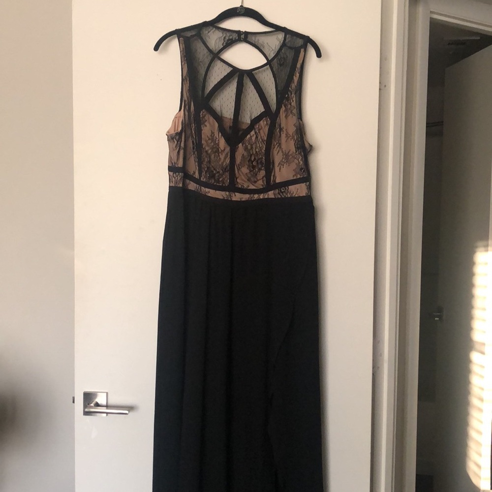 Torrid Black and Tan Maxi Dress - Picture 3 of 4